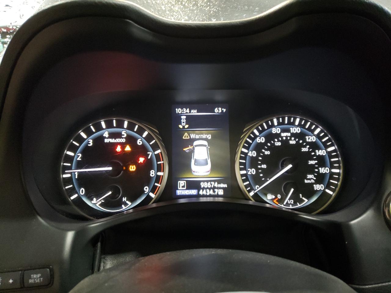 INFINITI Q50 RED SPORT 400