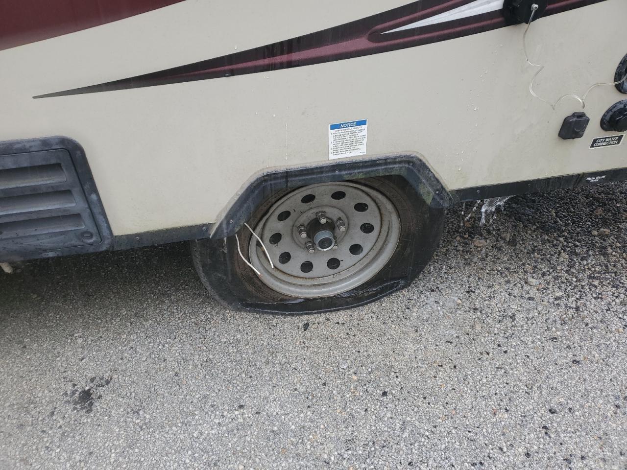 Lot #3291443133 2018 ROCKWOOD BY FOREST R PREMIER HIGH WALL SE