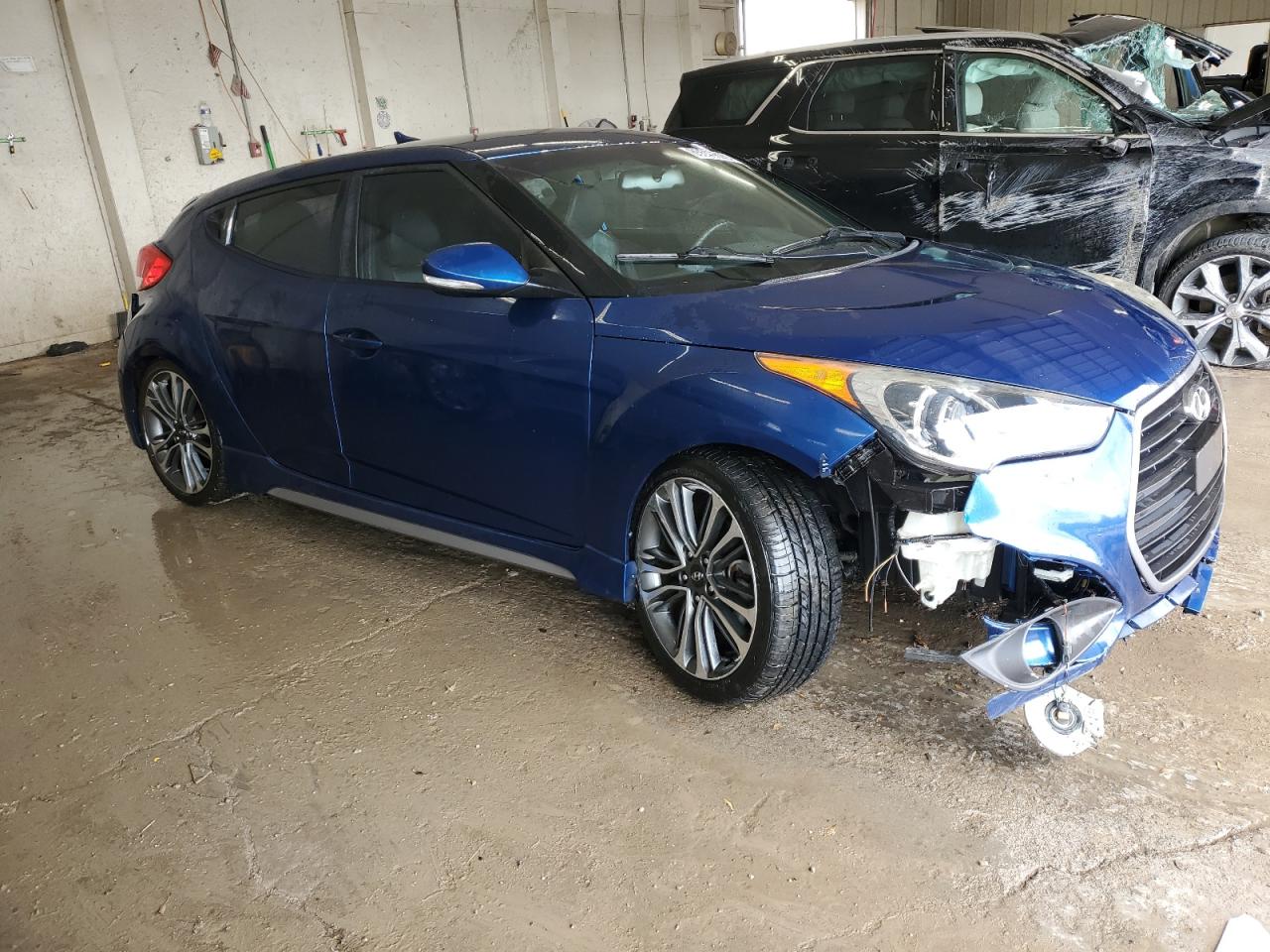 HYUNDAI VELOSTER TURBO