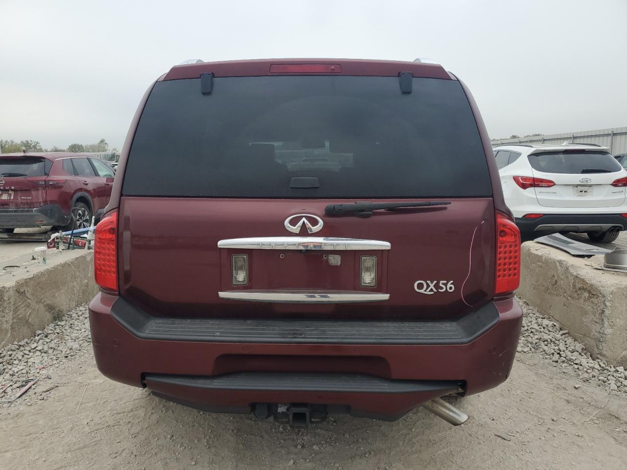 INFINITI QX56