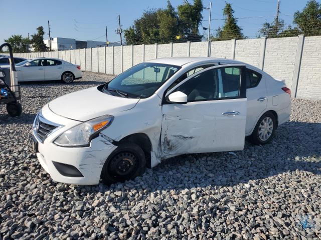 NISSAN VERSA S