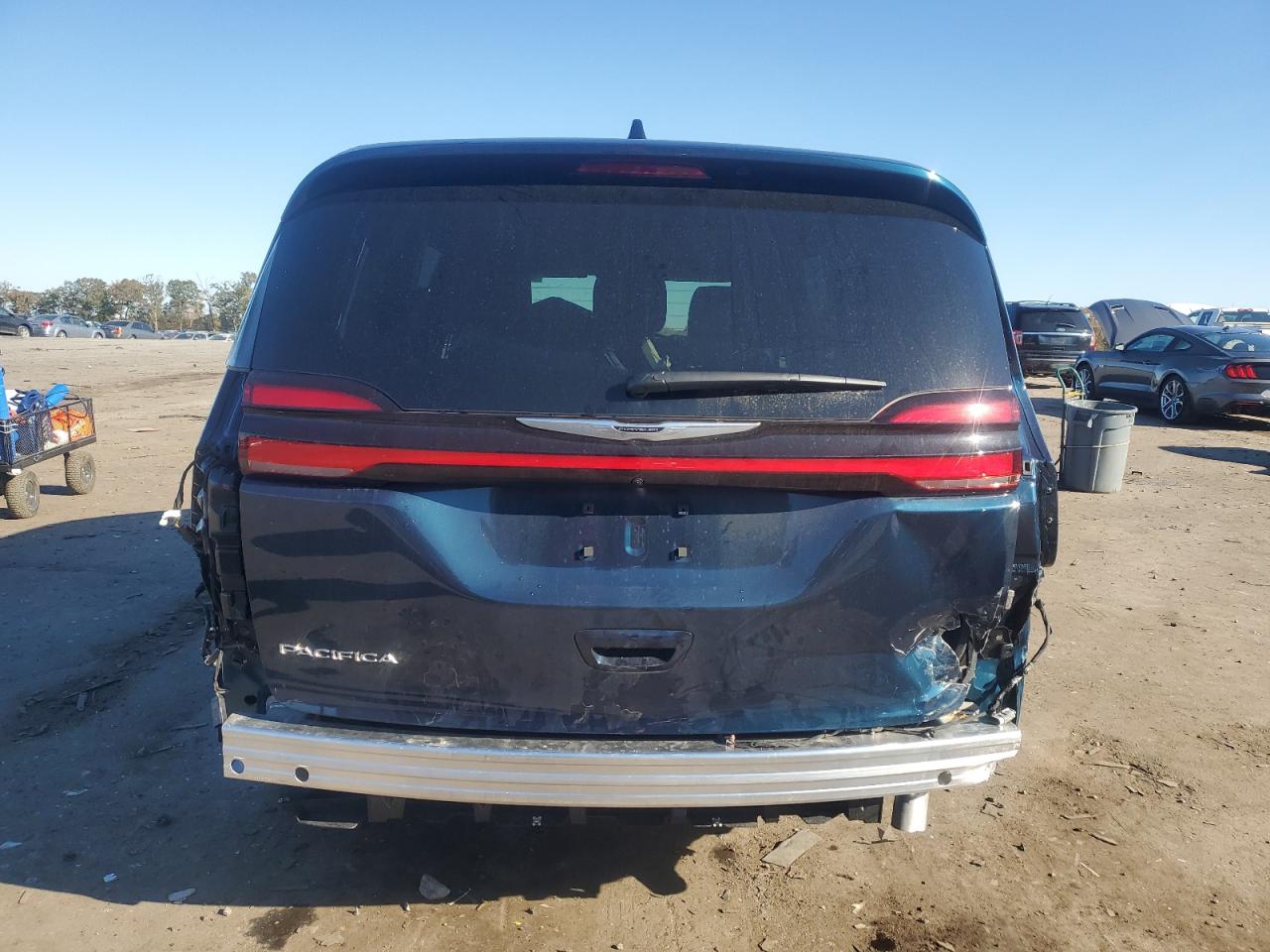 CHRYSLER PACIFICA SELECT