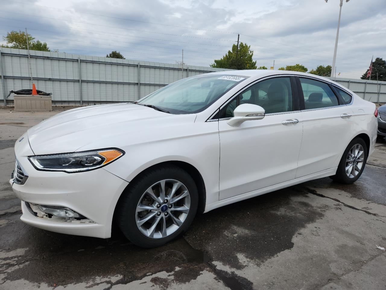 FORD FUSION SE