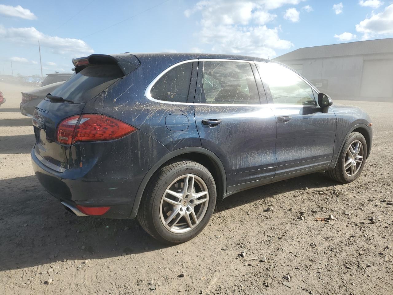 PORSCHE CAYENNE S