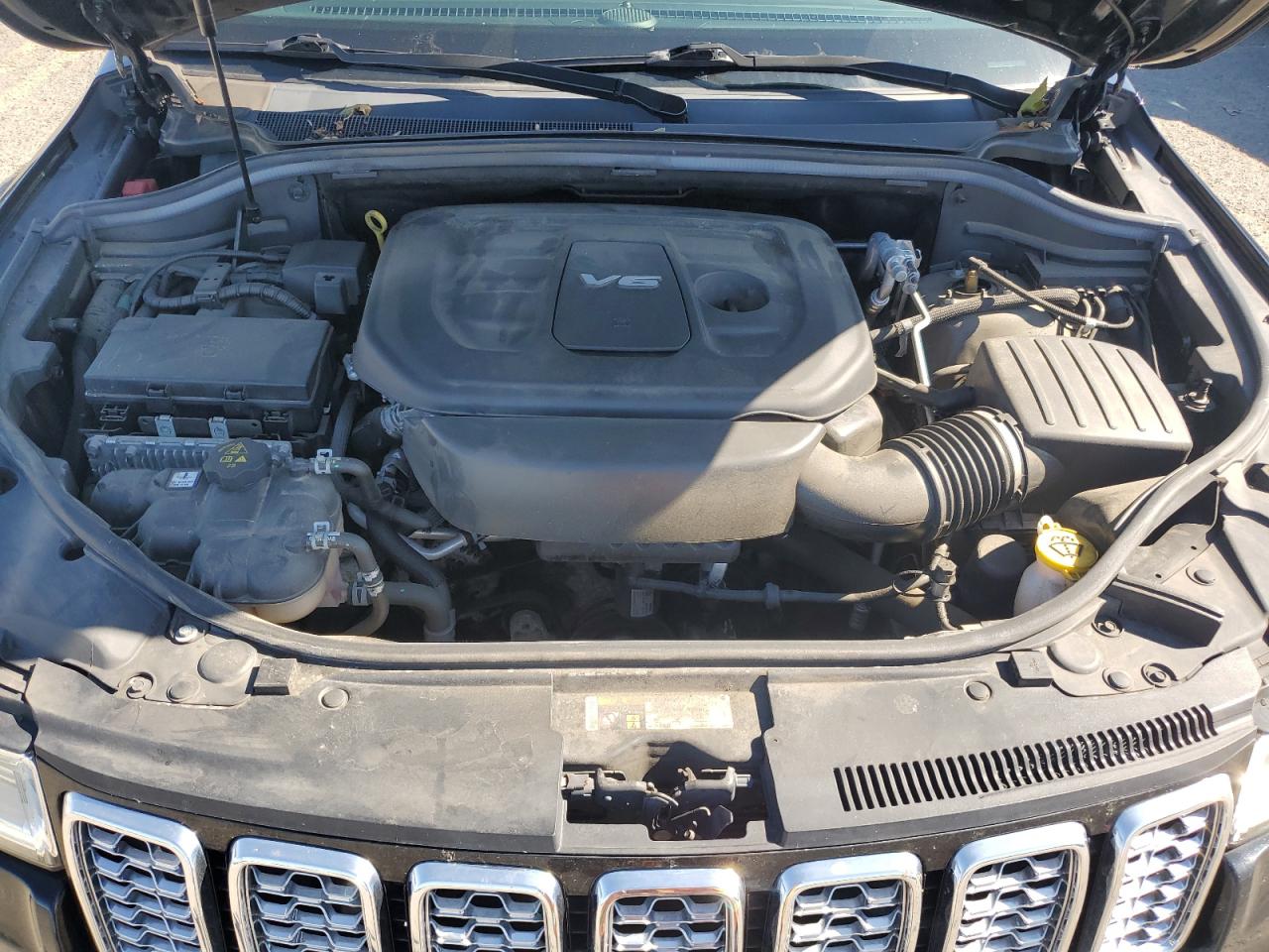 JEEP GRAND CHEROKEE OVERLAND