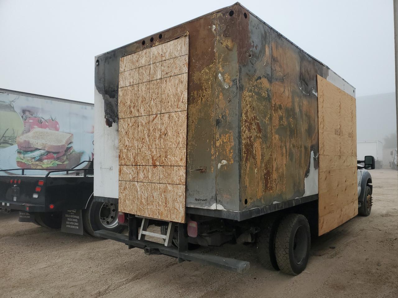 FORD F-550 SUPER DUTY