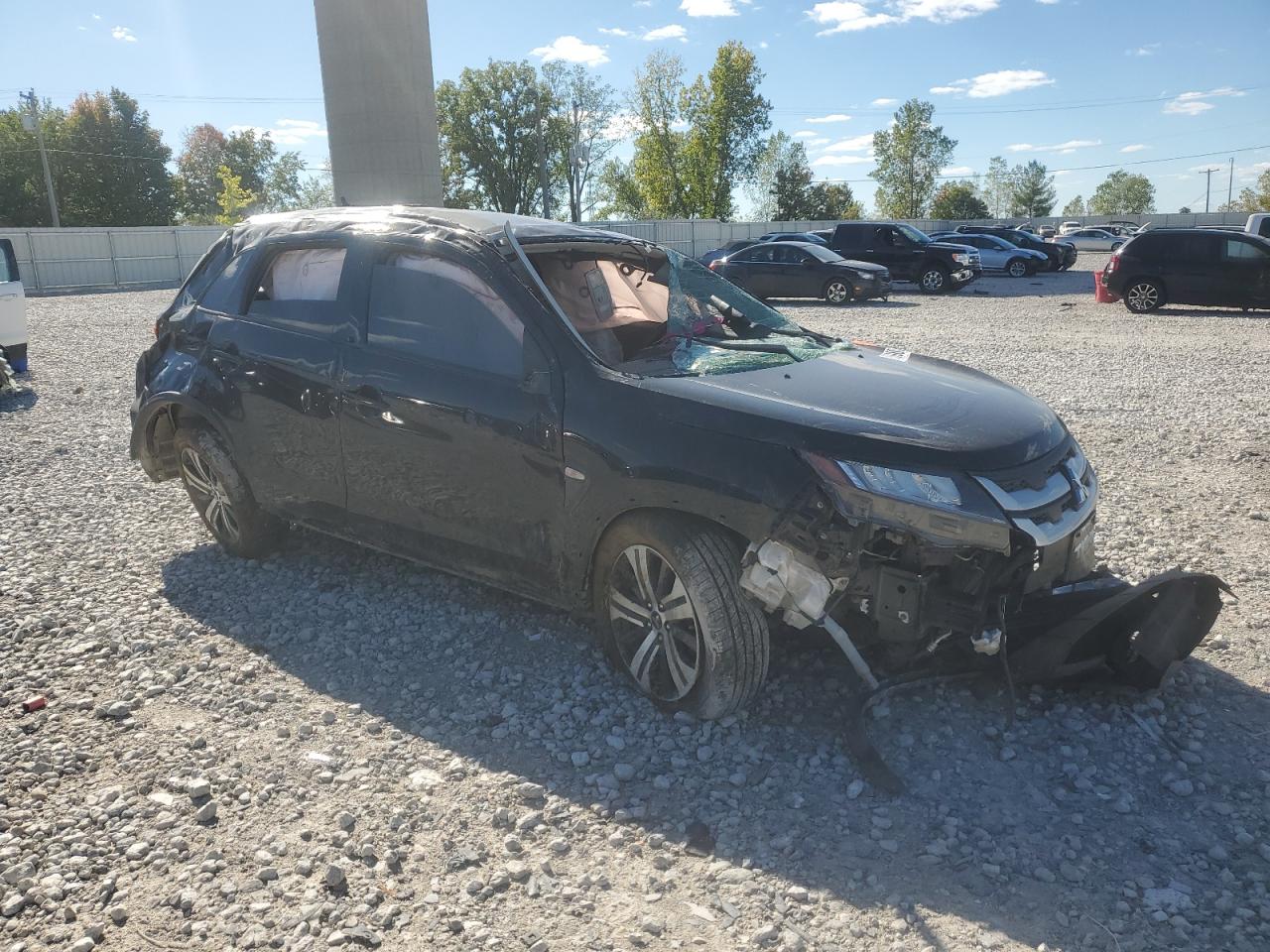 MITSUBISHI OUTLANDER ES