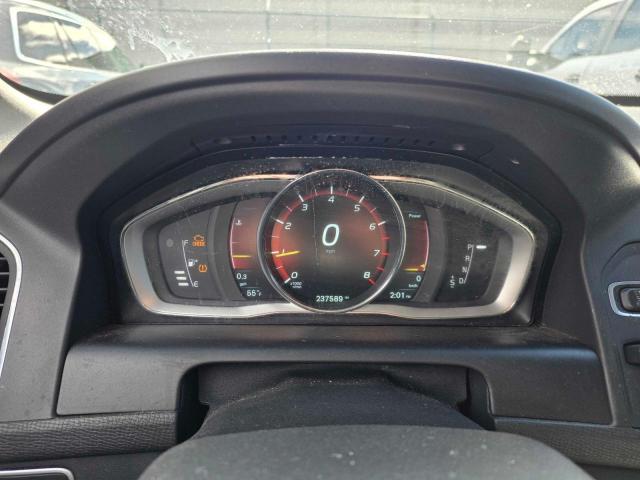 2016 VOLVO XC60 T5 PR - YV440MDK2G2789672