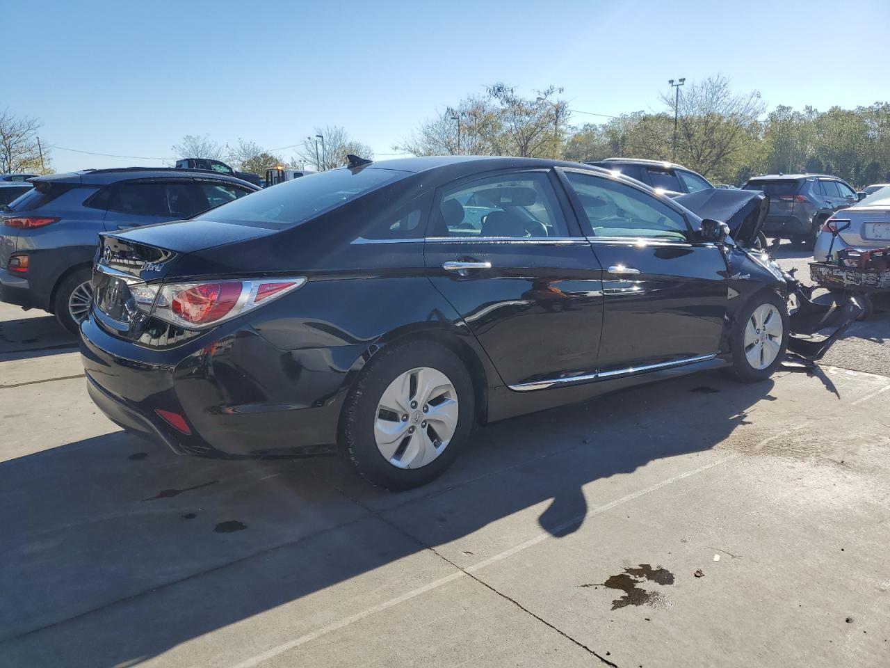 HYUNDAI SONATA HYBRID