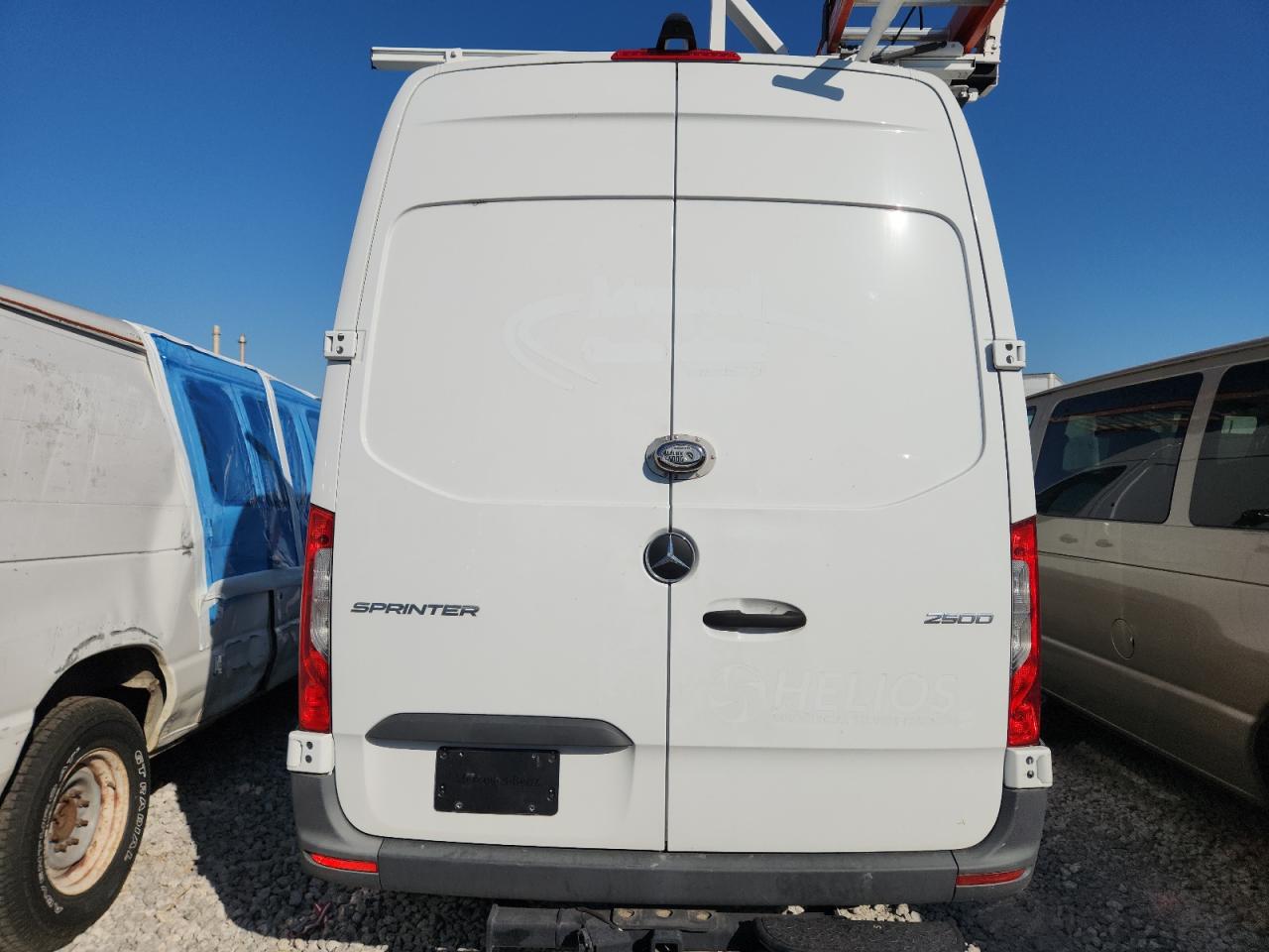 MERCEDES-BENZ SPRINTER 2500