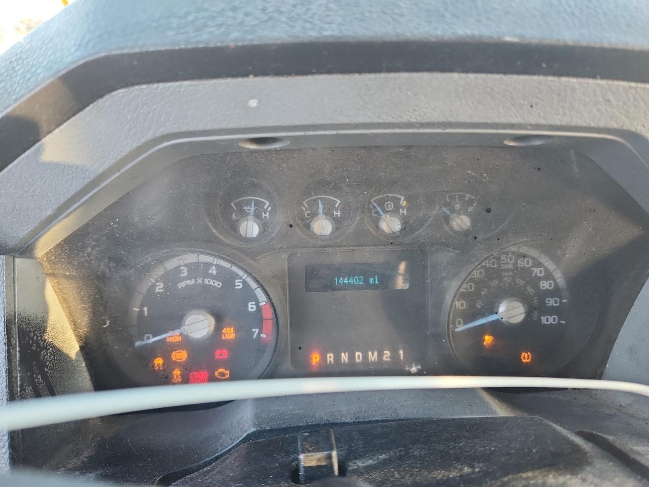 FORD F-350 SUPER DUTY