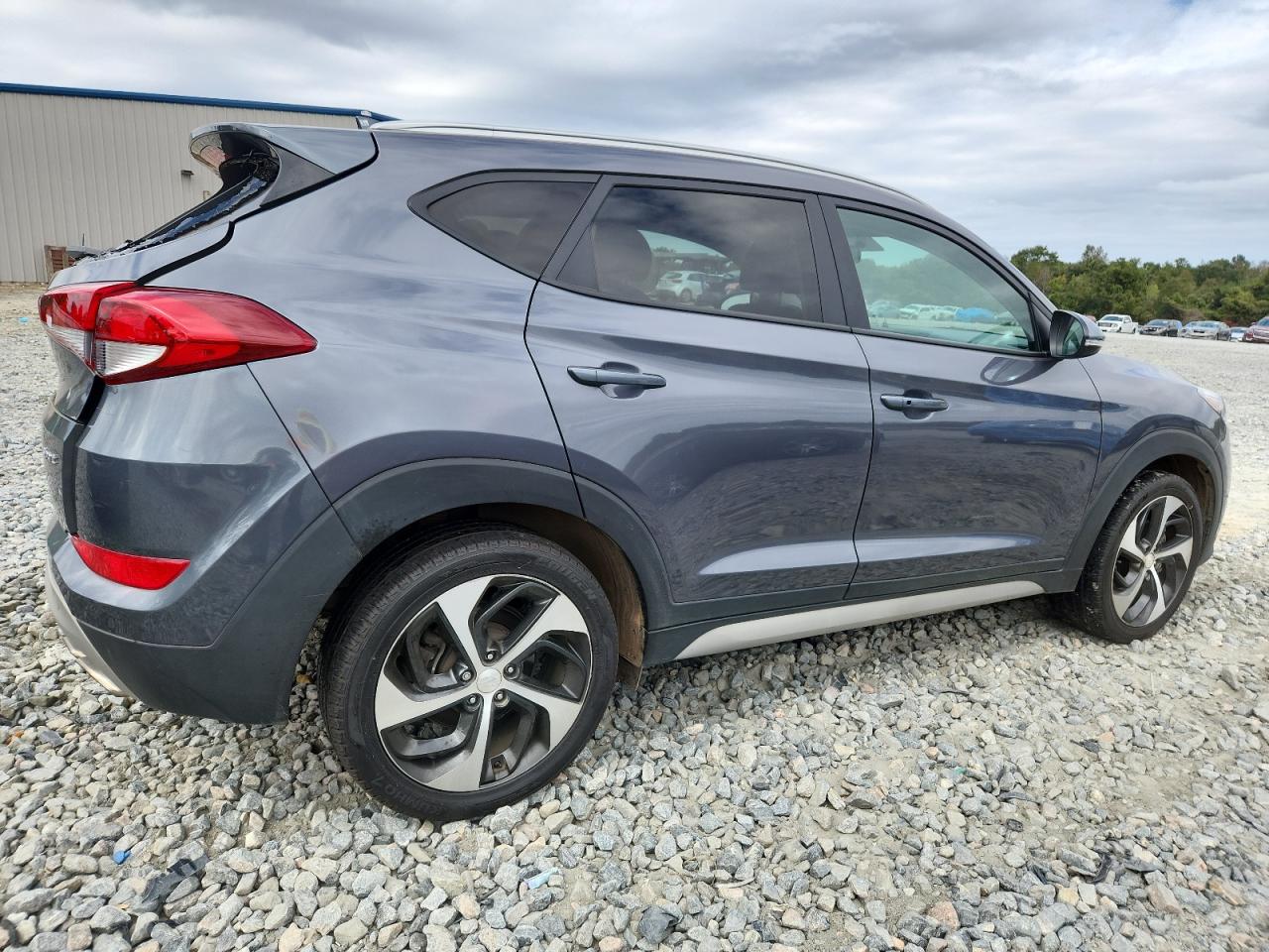 HYUNDAI TUCSON SPORT