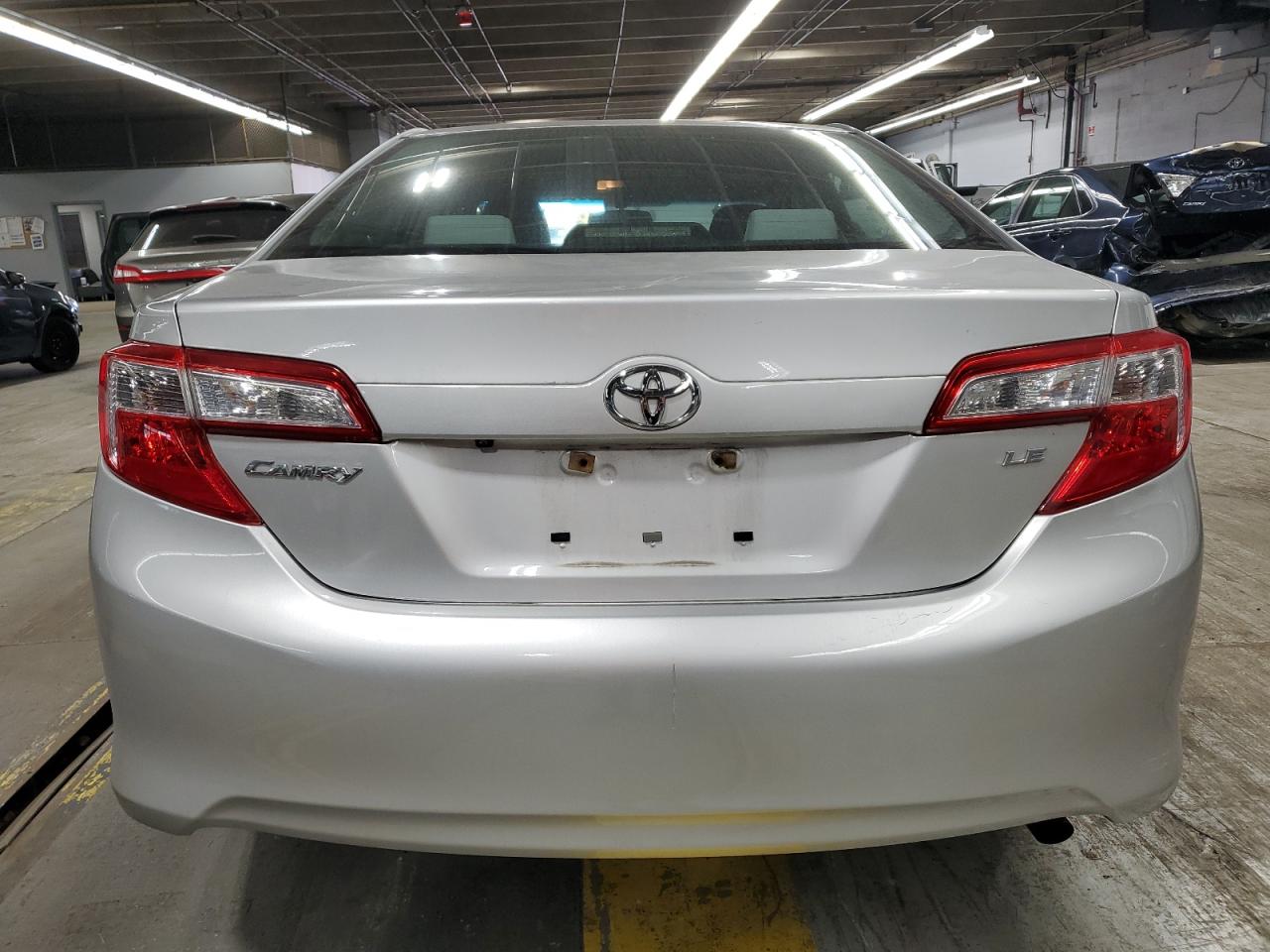 TOYOTA CAMRY L