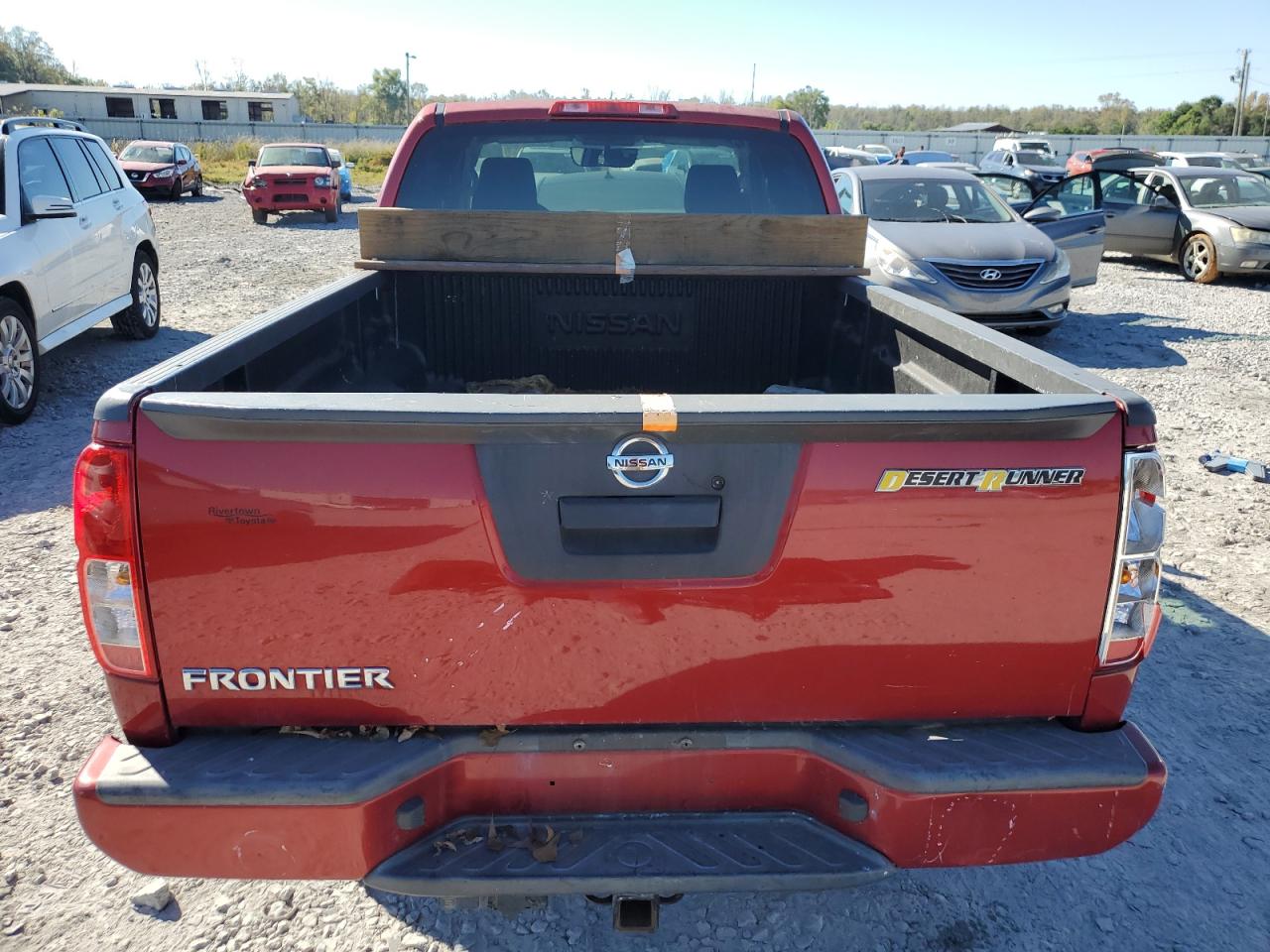 NISSAN FRONTIER SV