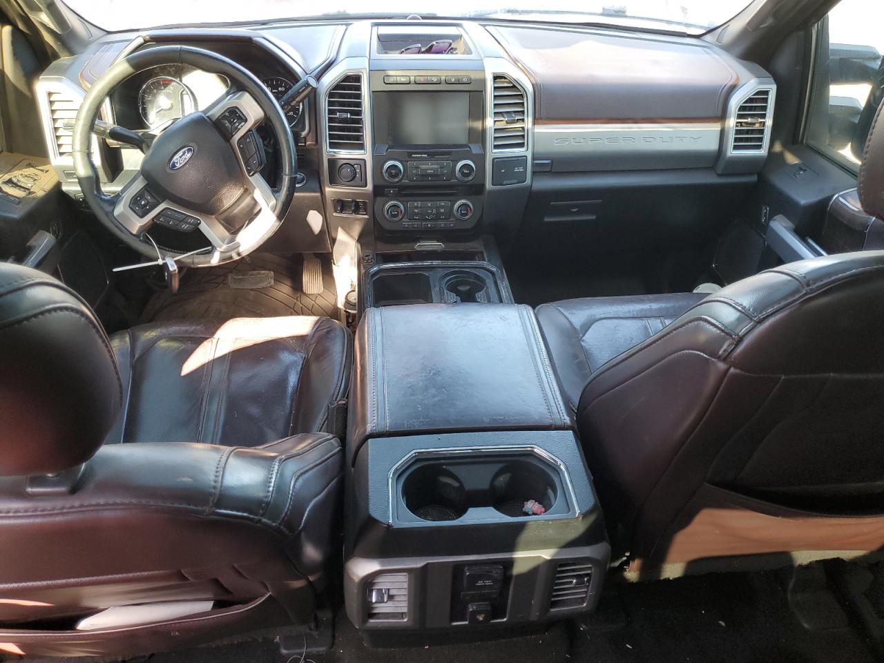 FORD F-450 SUPER DUTY