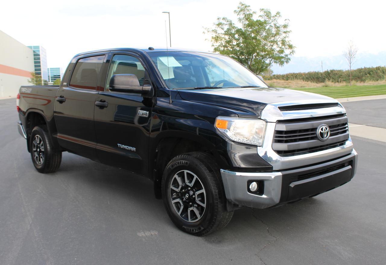 TOYOTA TUNDRA CREWMAX SR5