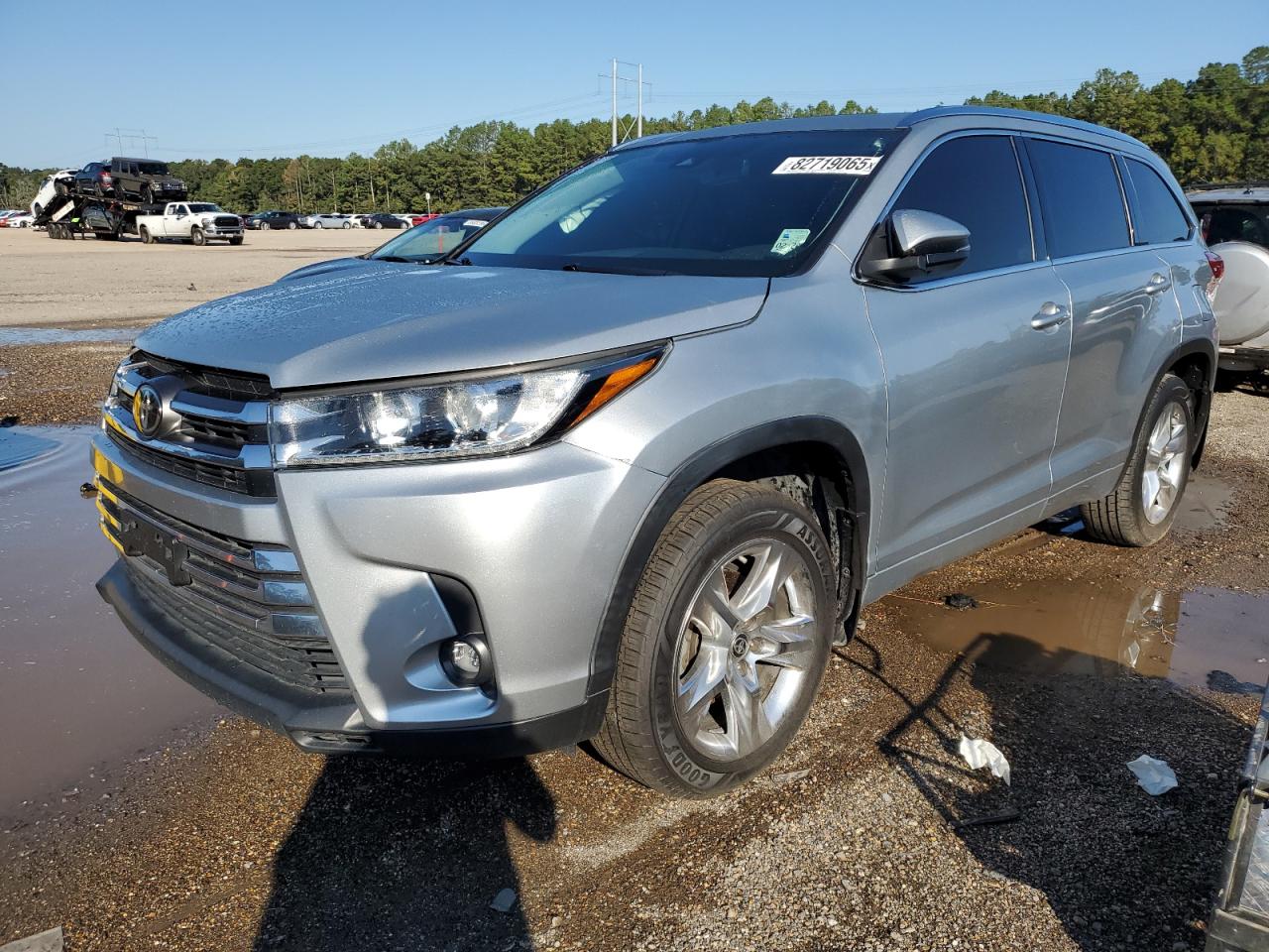 TOYOTA HIGHLANDER LIMITED