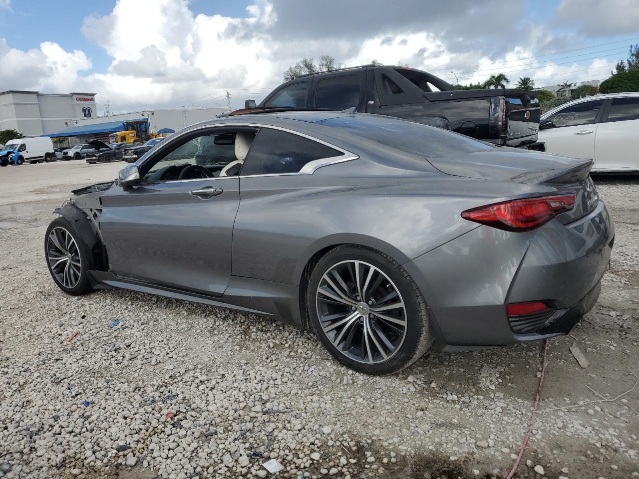 INFINITI Q60 PREMIUM