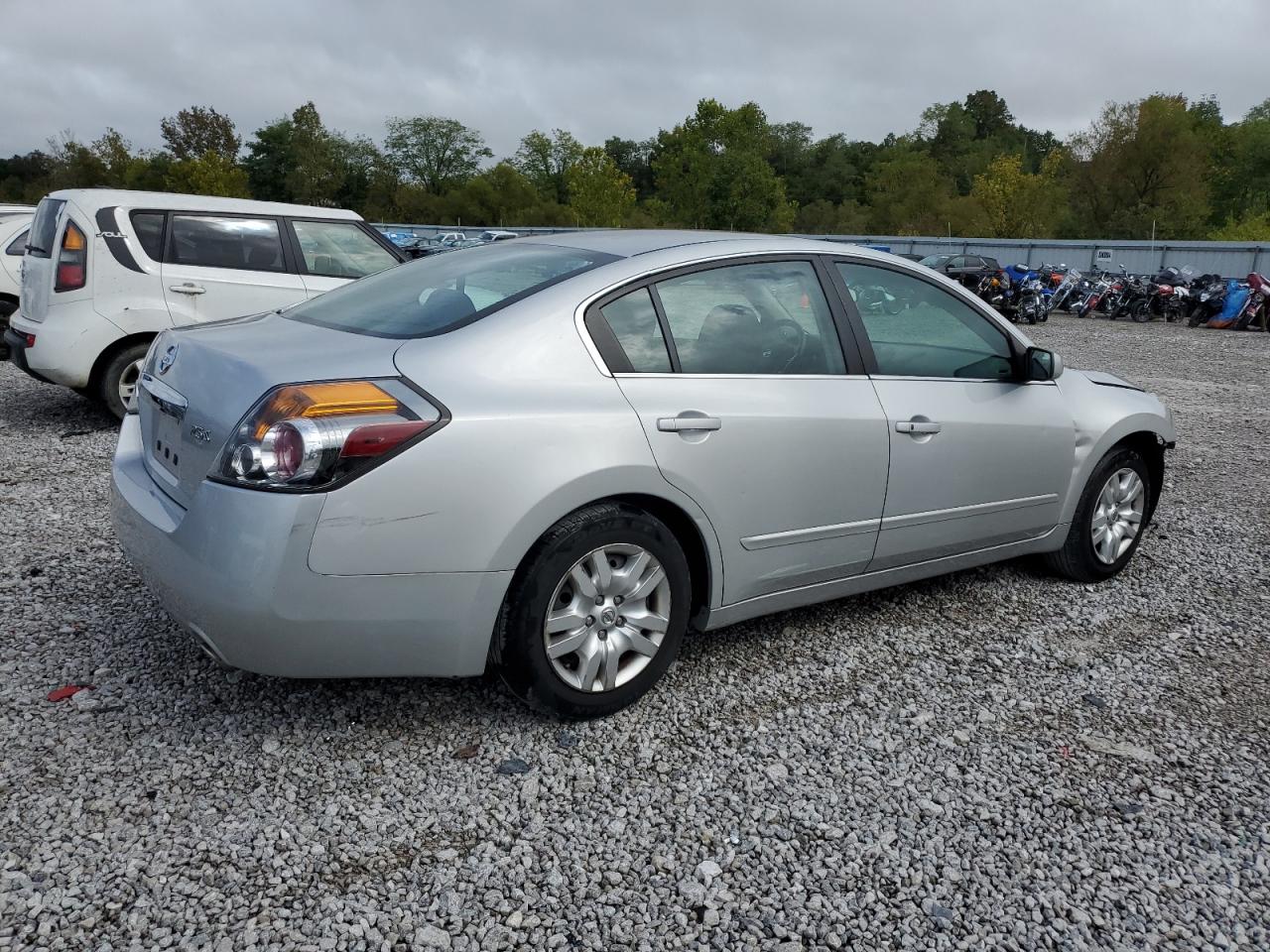 NISSAN ALTIMA BASE