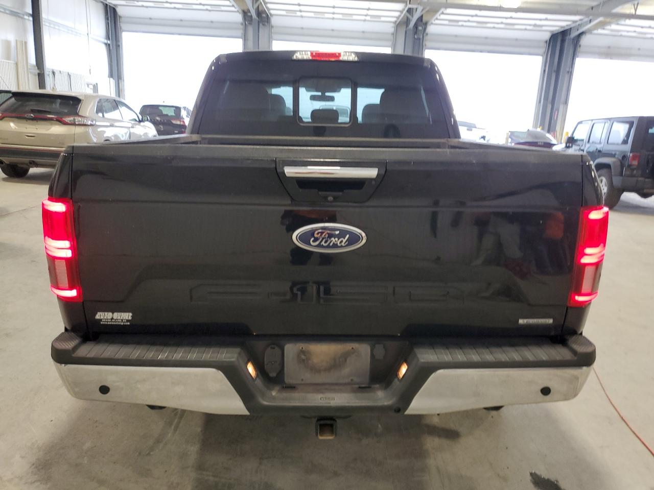 FORD F-150 SUPERCREW