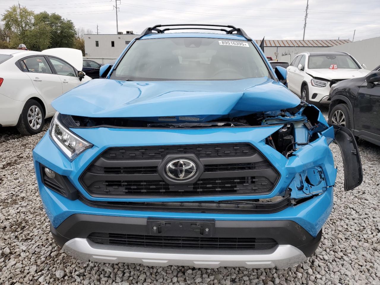 TOYOTA RAV4 ADVENTURE