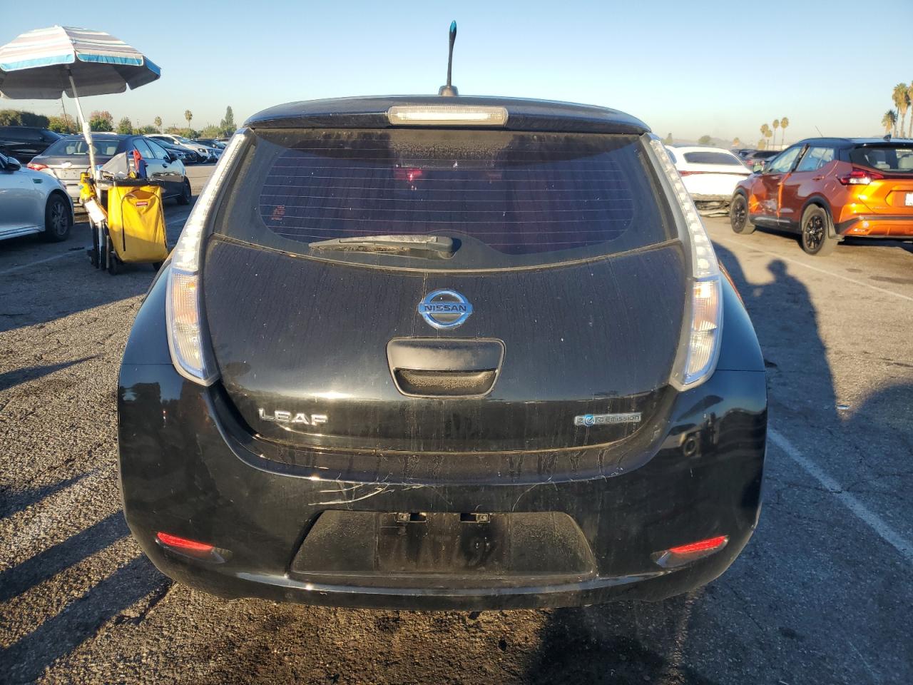 NISSAN LEAF SV