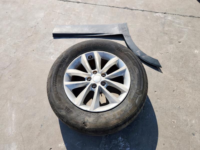 2016 KIA SORENTO LX - 5XYPG4A34GG036353