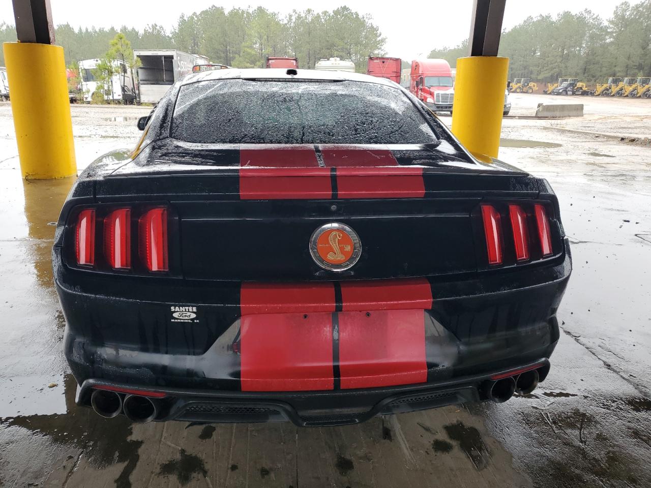 FORD MUSTANG SHELBY GT350