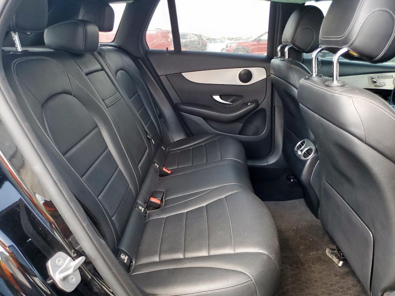 MERCEDES-BENZ GLC-CLASS 300