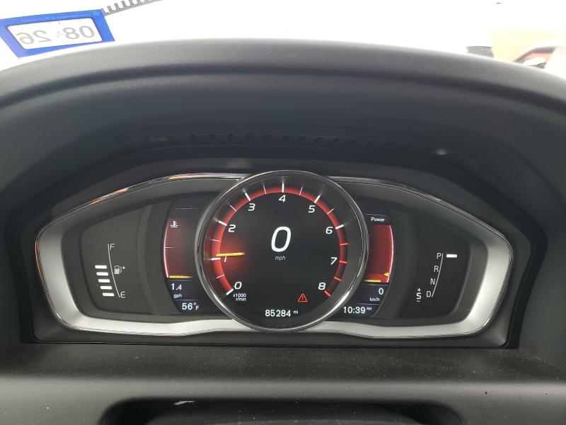 2016 VOLVO XC60 T5 PR - YV4612RK7G2856978