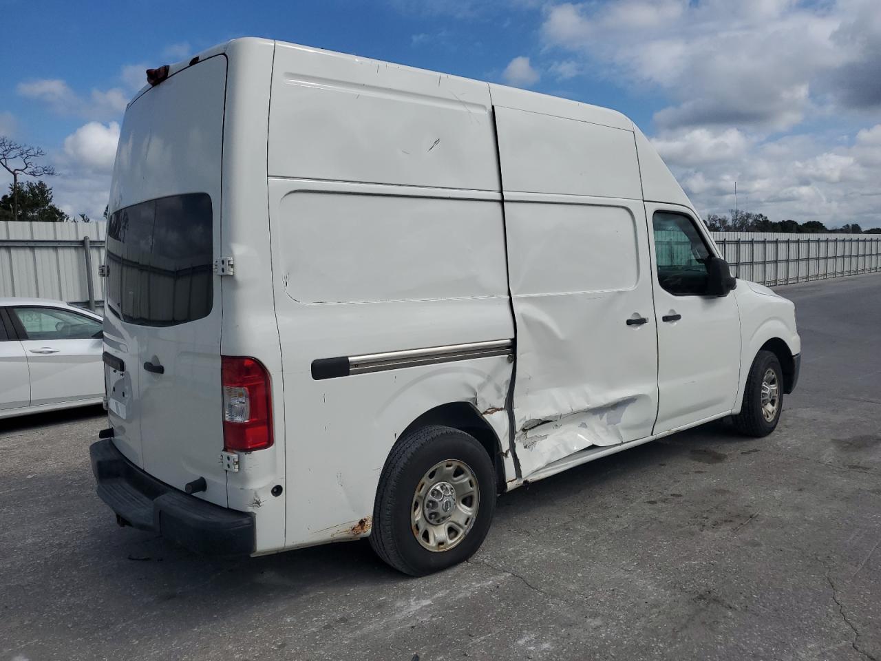 NISSAN NV2500 2500