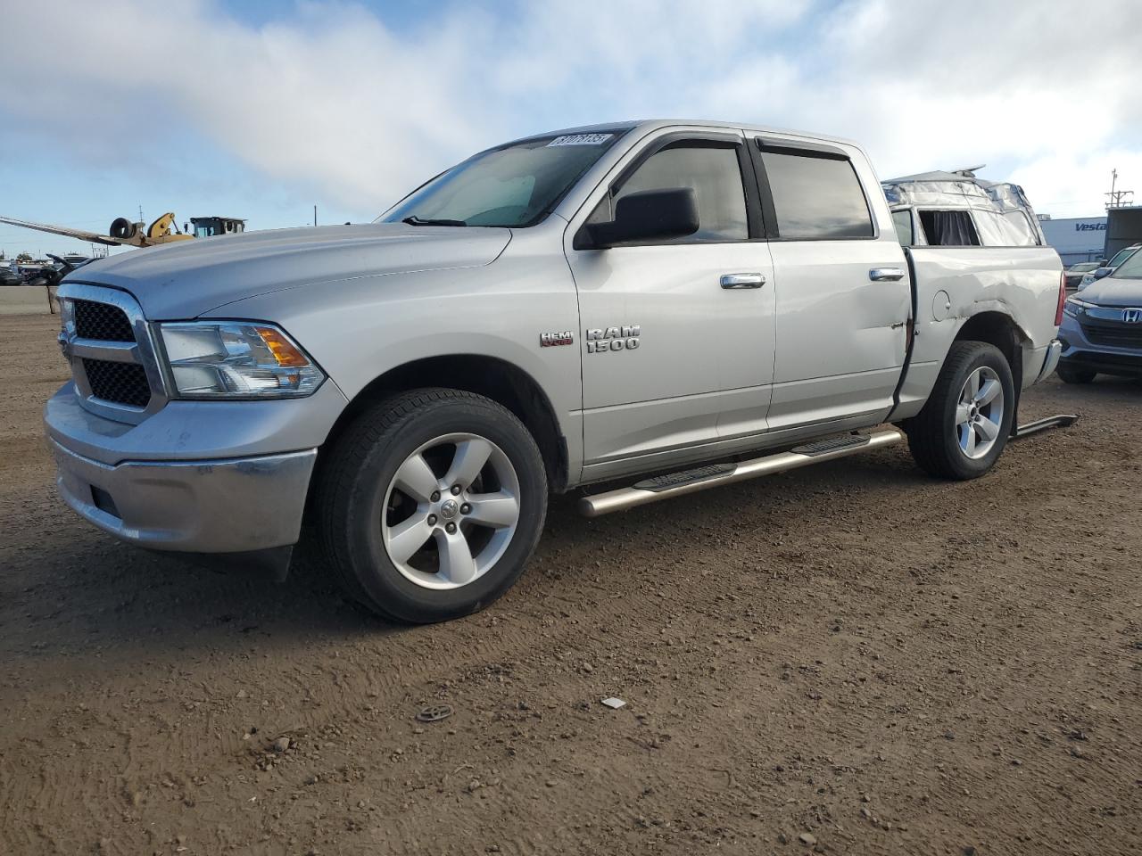 RAM 1500 SLT