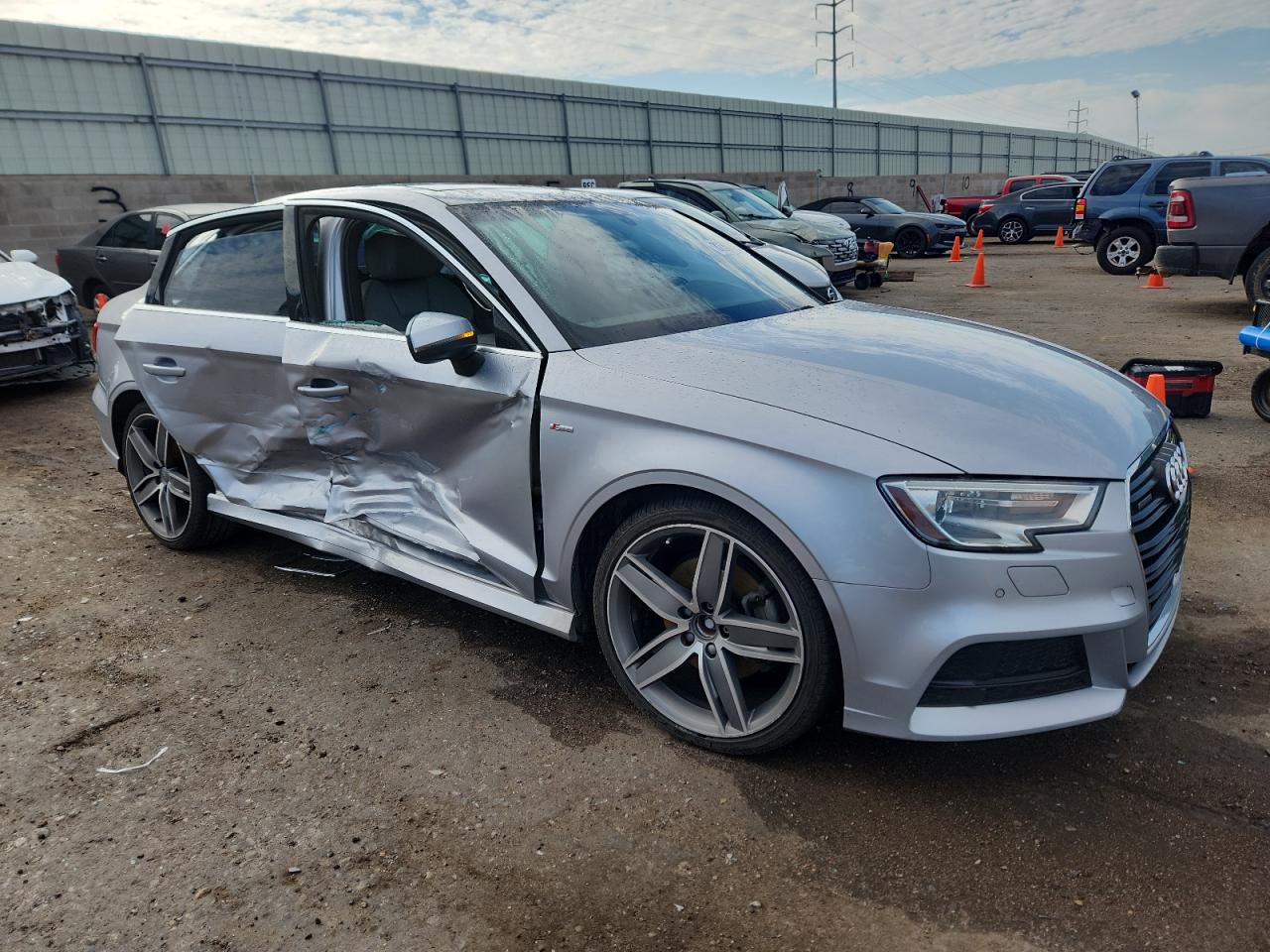 AUDI A3 PREMIUM PLUS