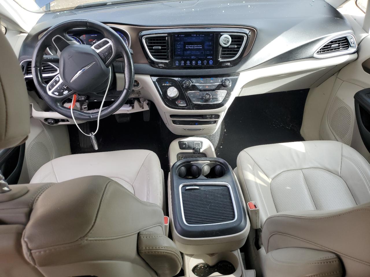 CHRYSLER PACIFICA TOURING L PLUS