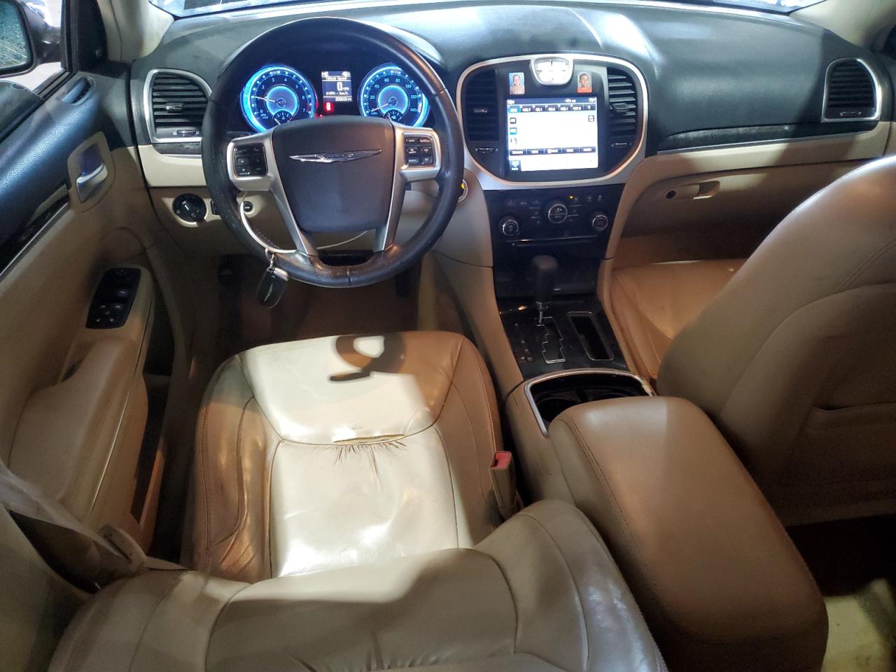 Lot #3315961113 2011 CHRYSLER 300 LIMITE