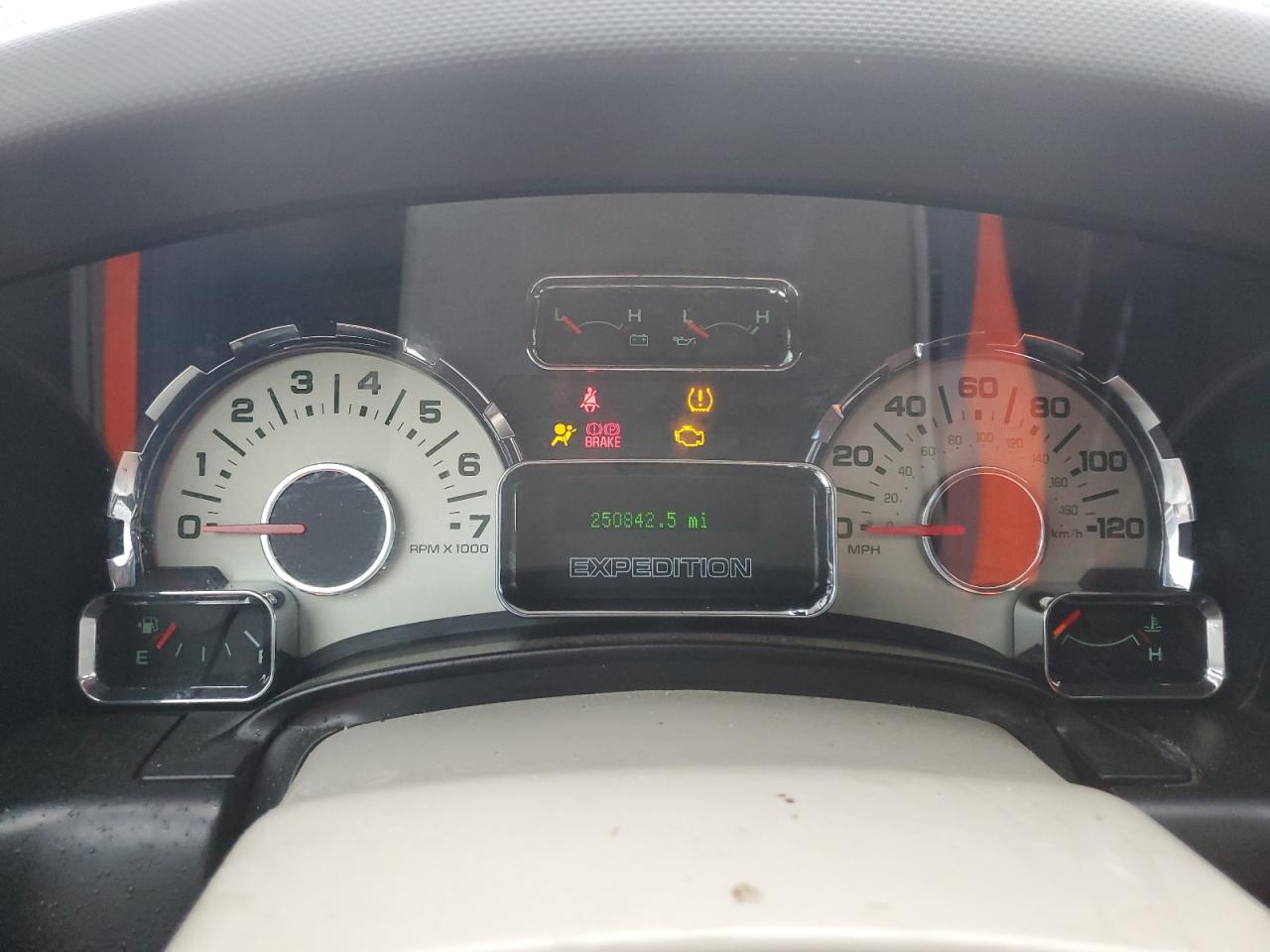 FORD EXPEDITION EL XLT