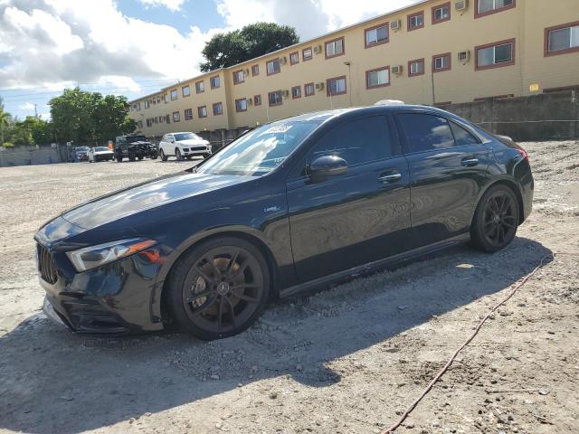 MERCEDES-BENZ A 35 AMG