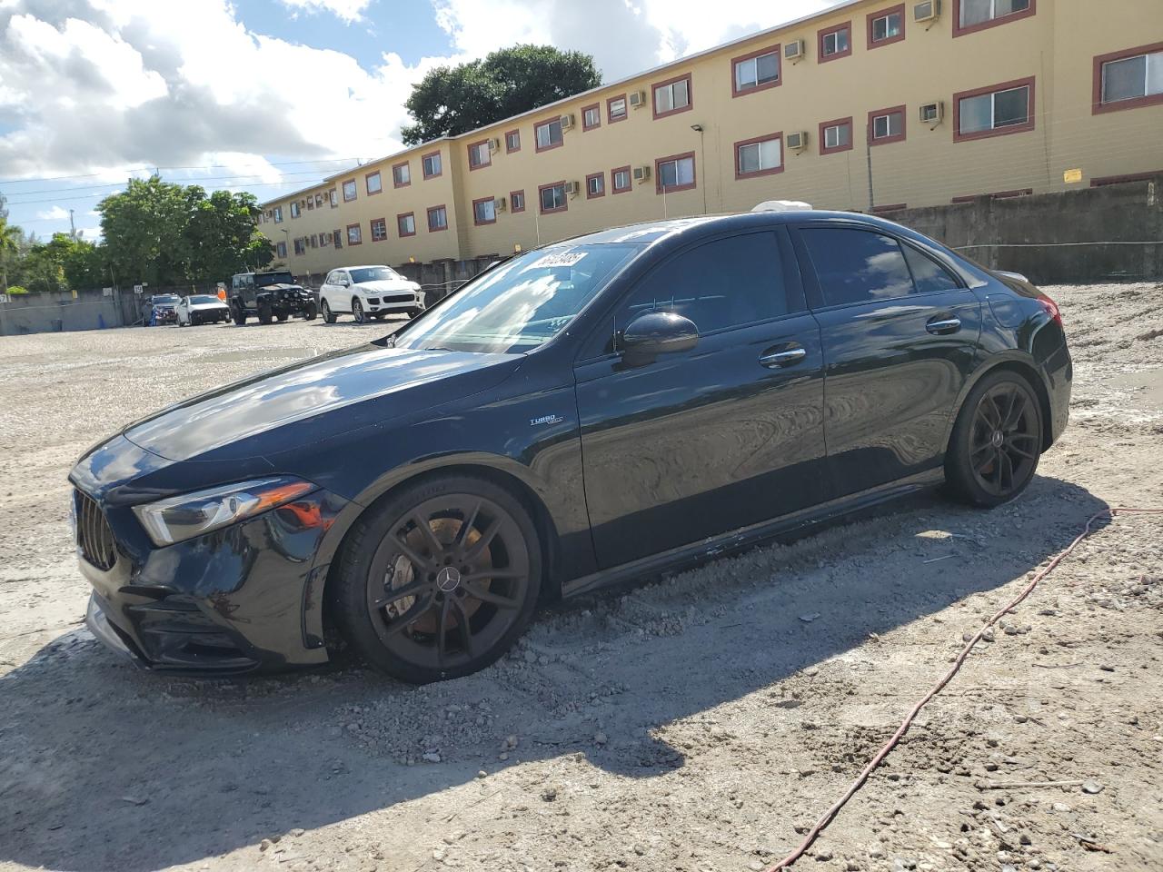 MERCEDES-BENZ A-CLASS 35 AMG