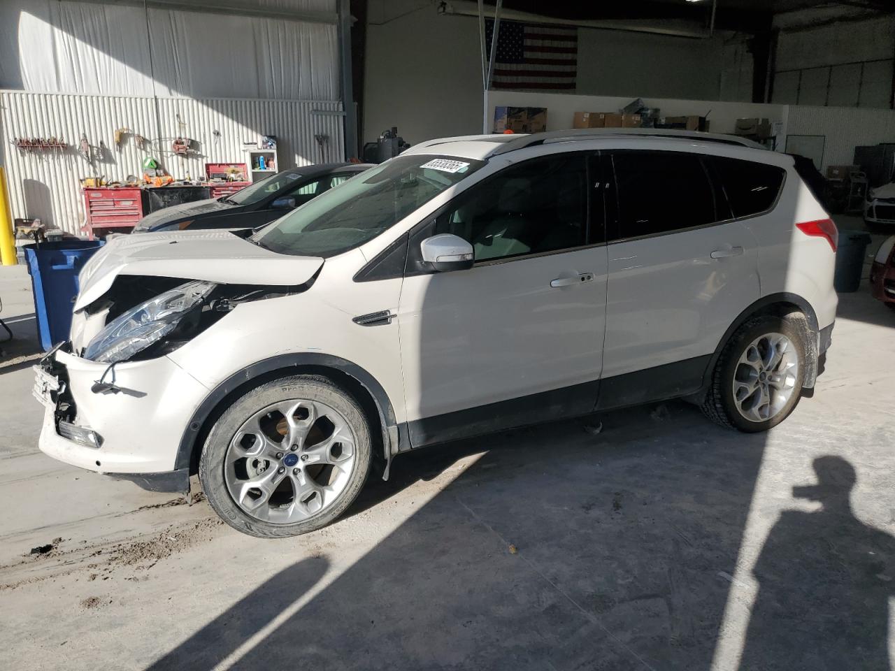 FORD ESCAPE TITANIUM
