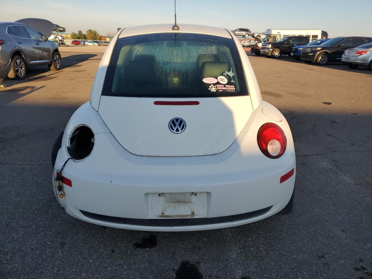 Lot #3273928784 2009 VOLKSWAGEN NEW BEETLE