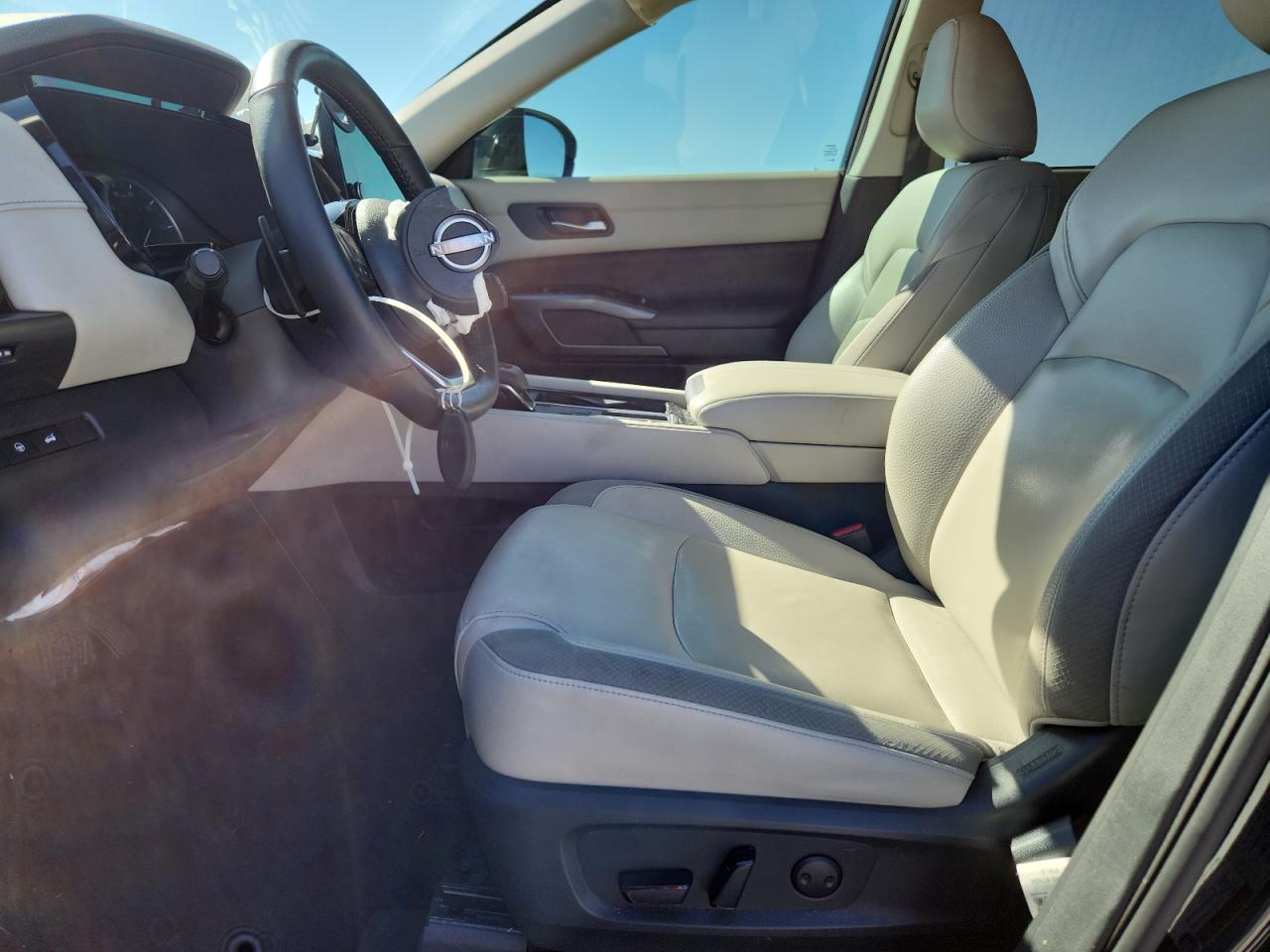 NISSAN PATHFINDER SL