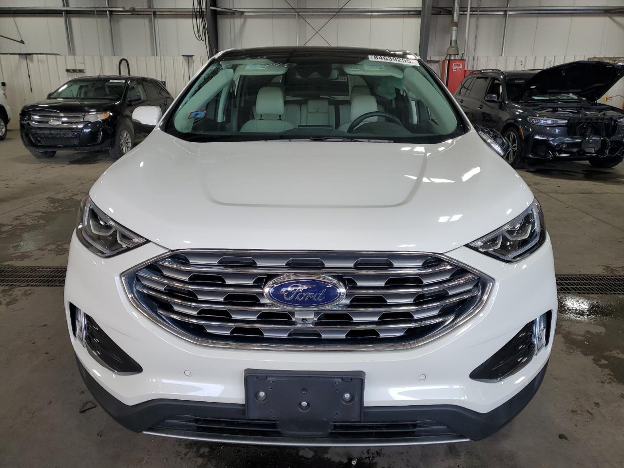 FORD EDGE TITANIUM