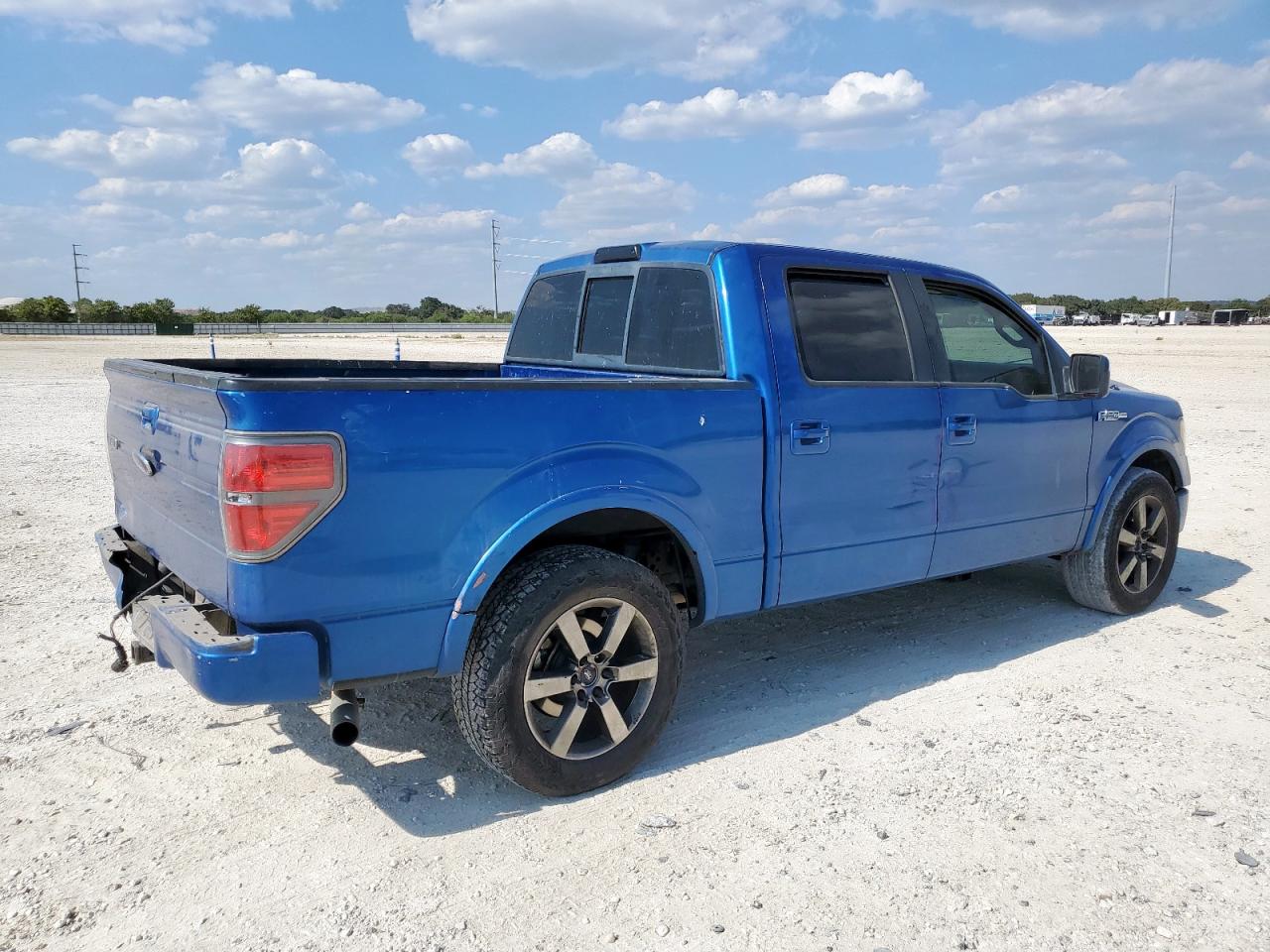 FORD F-150 SUPERCREW