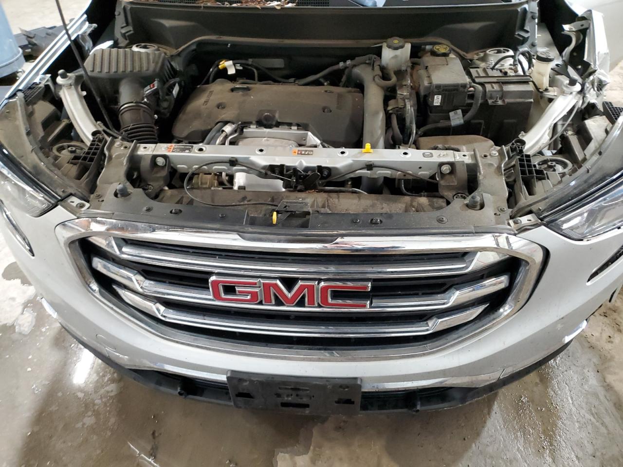 GMC TERRAIN SLT