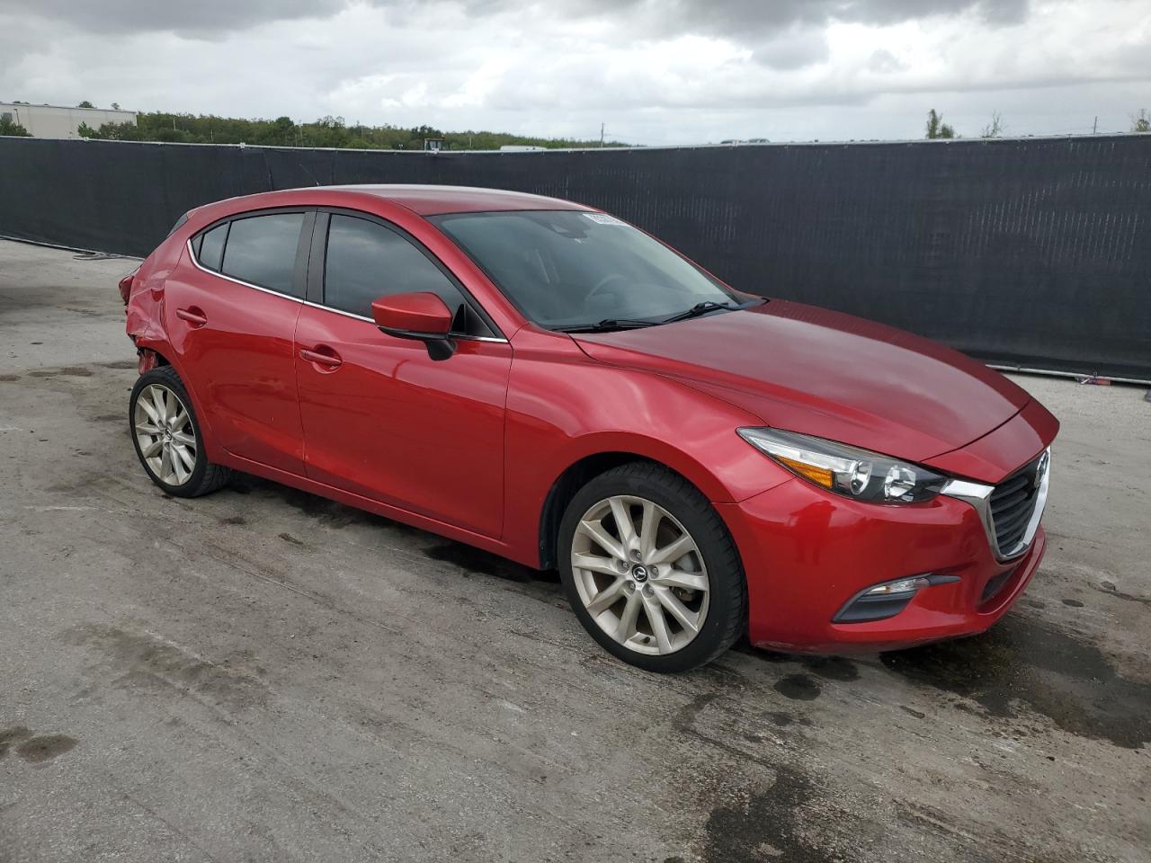 MAZDA 3 TOURING