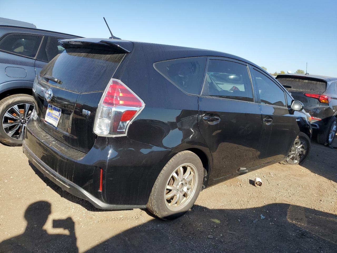 TOYOTA PRIUS V