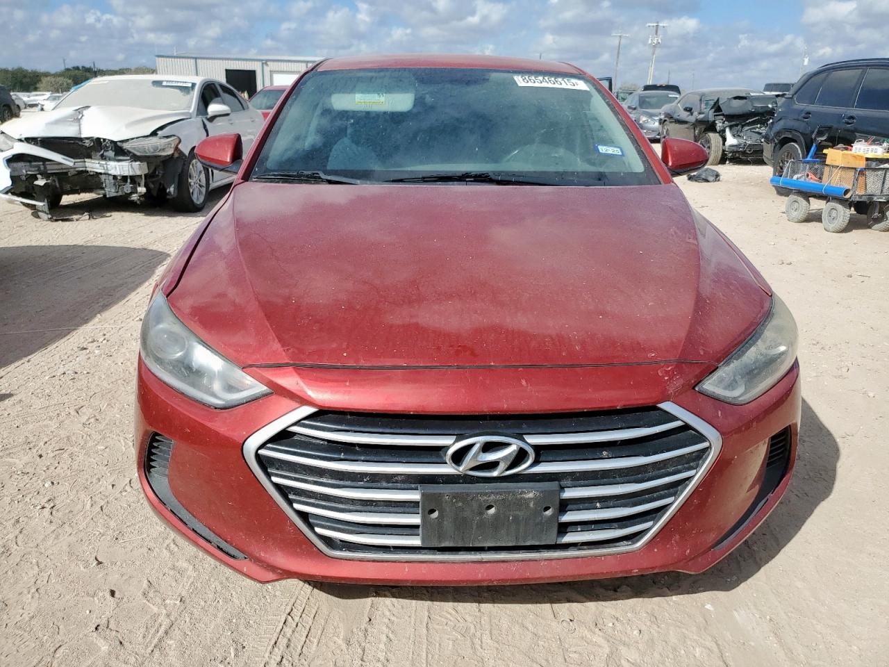HYUNDAI ELANTRA SE