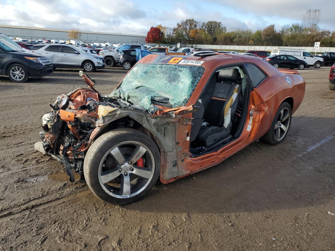 DODGE CHALLENGER SRT-8