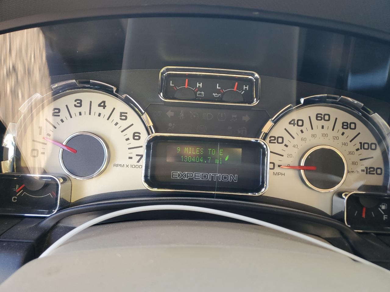 FORD EXPEDITION EL XLT