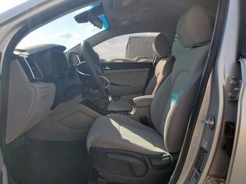 2019 HYUNDAI TUCSON SE KM8J23A42KU926957